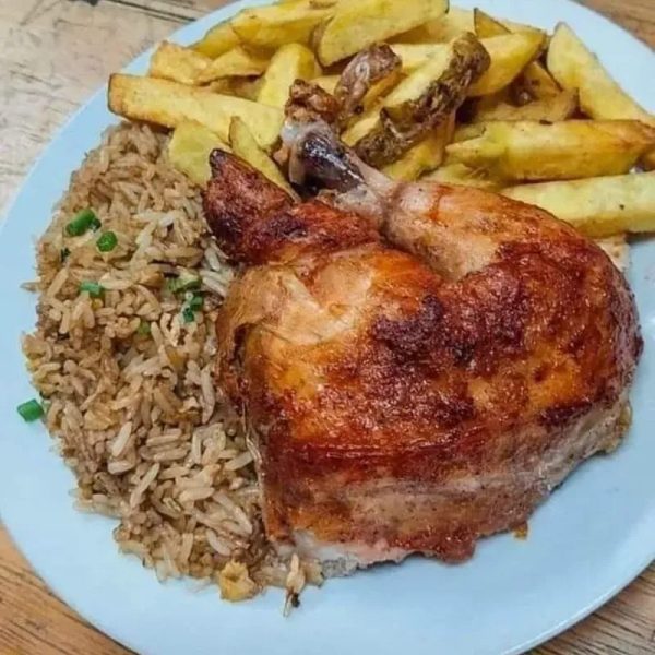 Completa de Pollo frito al Estilo Cubano (vwr descripción)