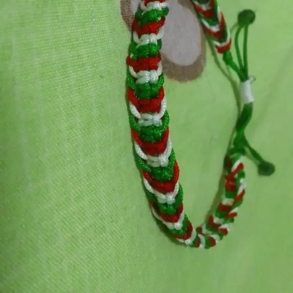 Pulsera macramé con la bandera de Italia
