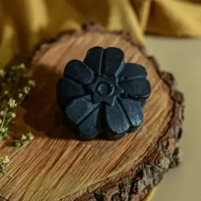 Jabón de carbón activado 