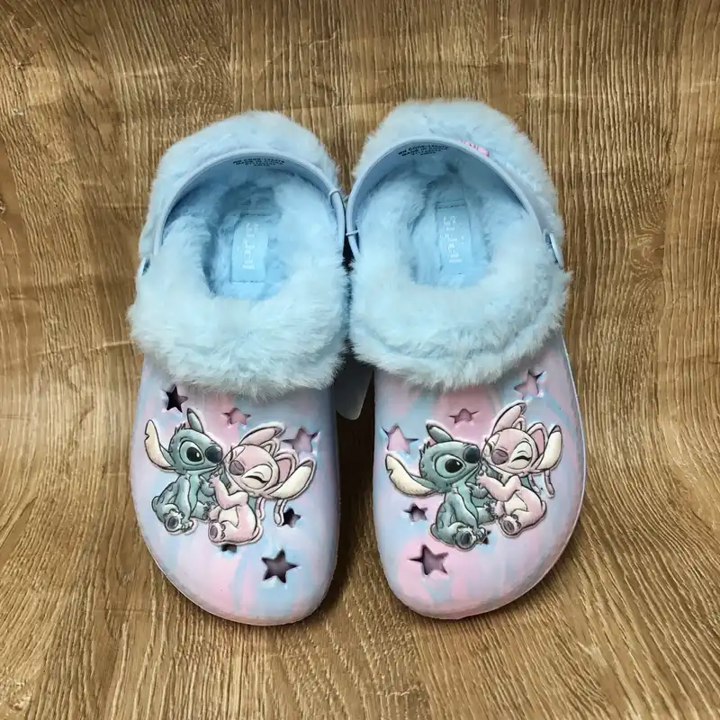 Crocs con Stitch y Angel color azul