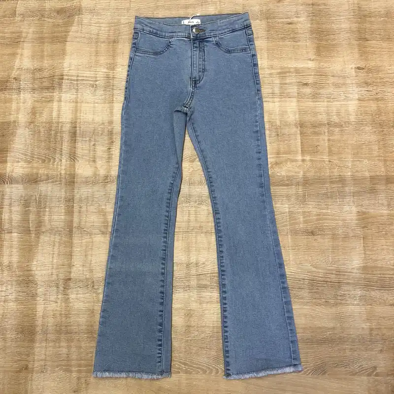 Jeans Flare Mango aguas claras