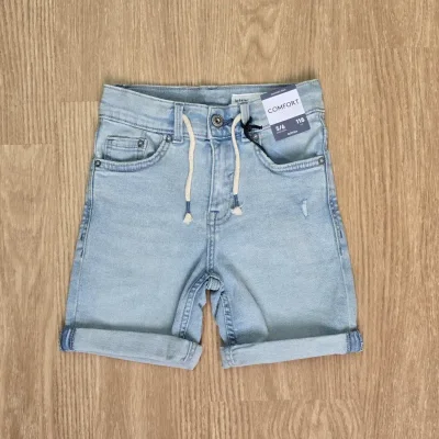 Short de Mezclilla clara con cordones ajustable