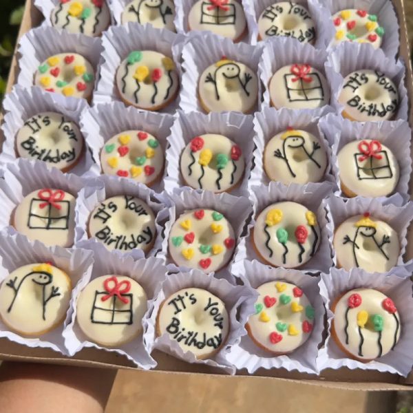 Cajas de 25 mini donas personalizadas