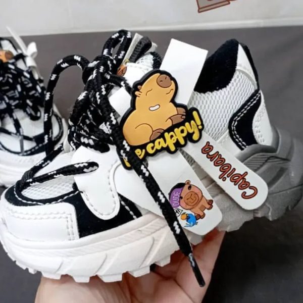 TENIS CORTE BAJO CAPIBARA BLANCO Y NEGRO