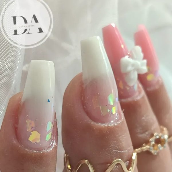 Uñas de poligel largas