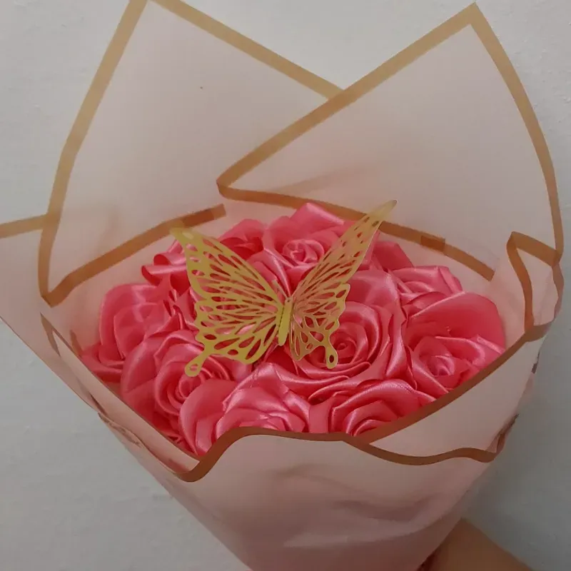 Ramo de 10 rosas eternas ✨️