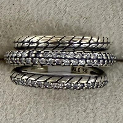 Anillo triple trenzado