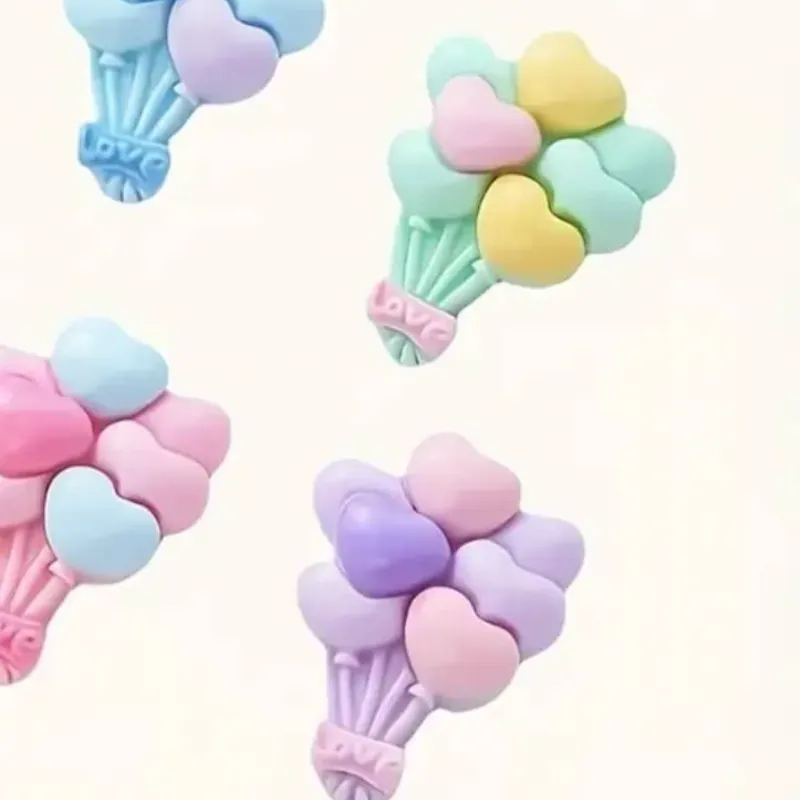 SET DE 5 IMANES FORMA GLOBO CORAZON