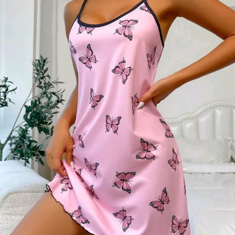 Camisón con estampado de mariposas