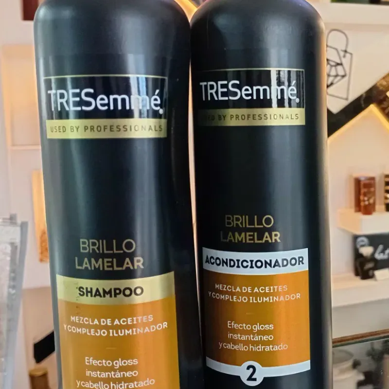 Shampoo y Acondicionador TRESemmé