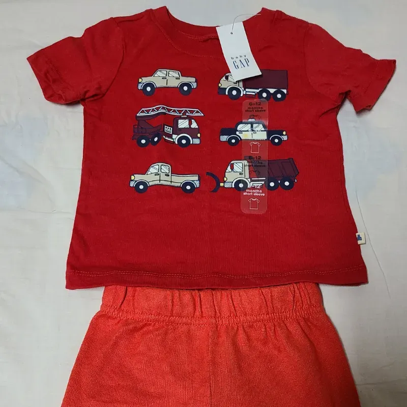 Pulover bebe  6-12meses y chor