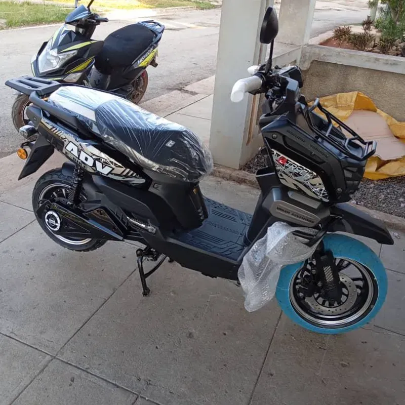 *Moto Eléctrica Treck ADV*