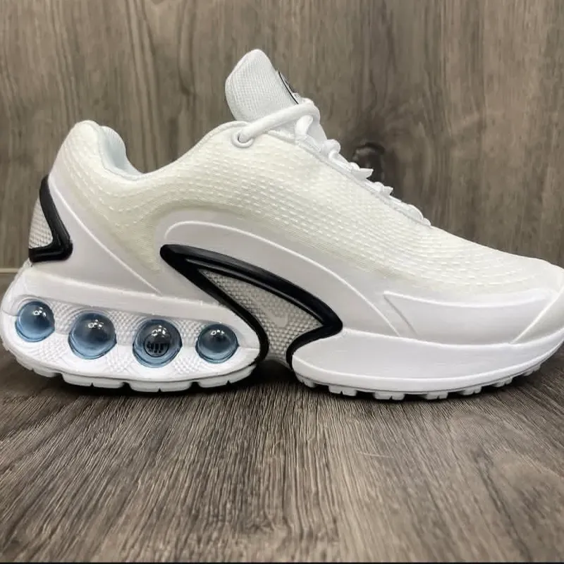 Nike de válvula blanco