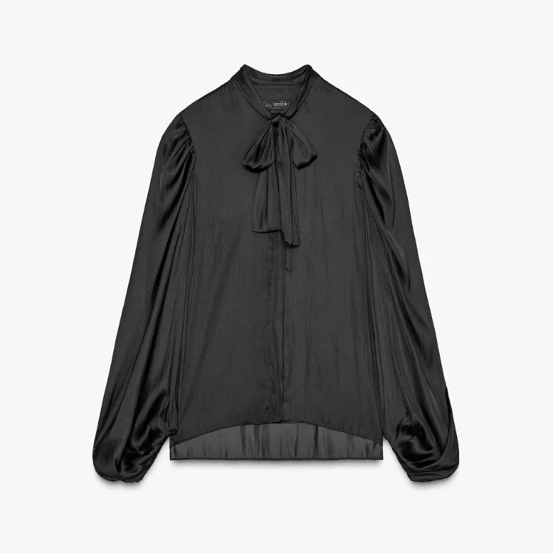 Camisa negra satinada