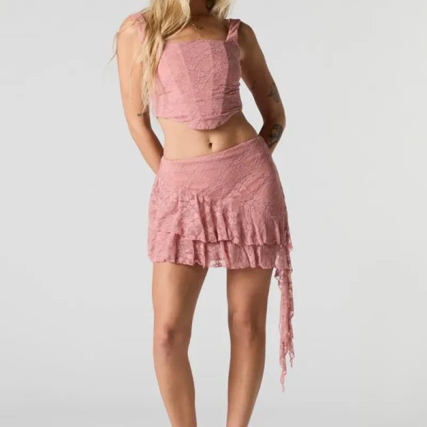 Conjunto rosa viejo de encaje corset y saya corta