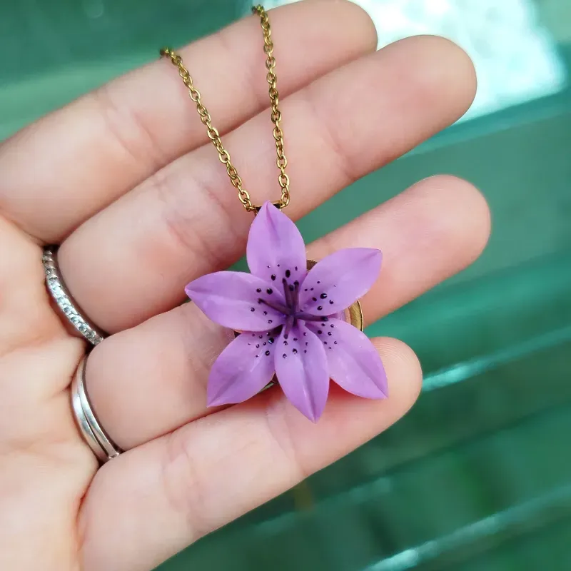 ✨ Cadenas de Lirio Violeta✨