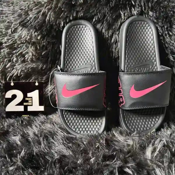 Chancletas Nike