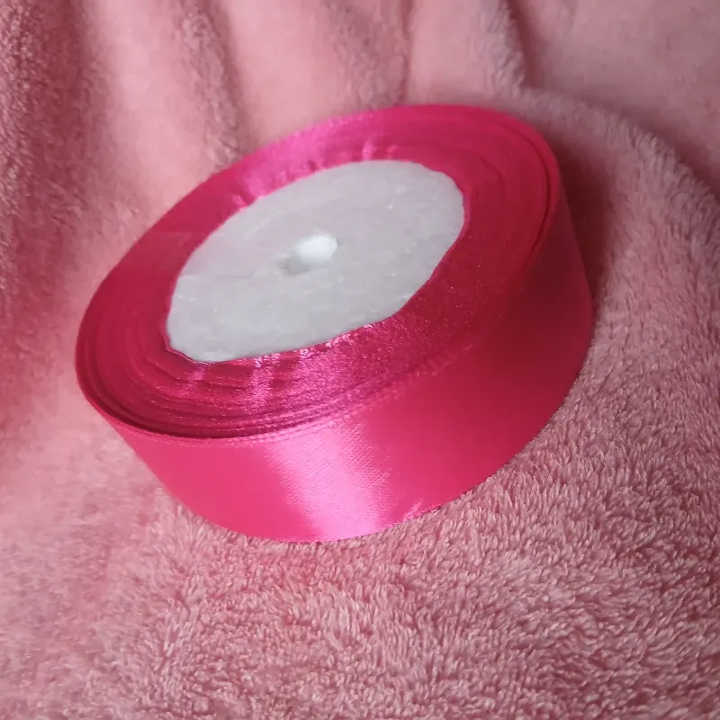 Cinta de satín fresa 2.5 cm