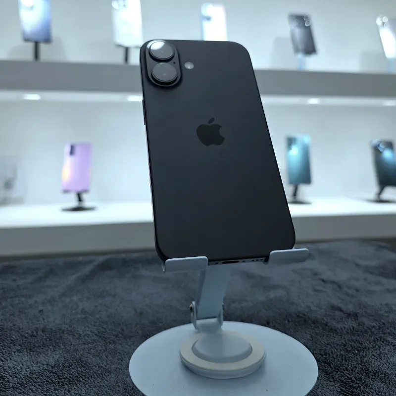 IPhone 16 de 128 GB (Libre de Fábrica, 100% Batería) Color Negro.