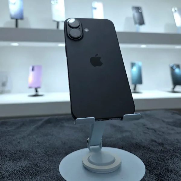 IPhone 16 de 128 GB (Libre de Fábrica, 100% Batería) Color Negro.