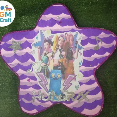 Piñata de K-Pop Demon Hunters