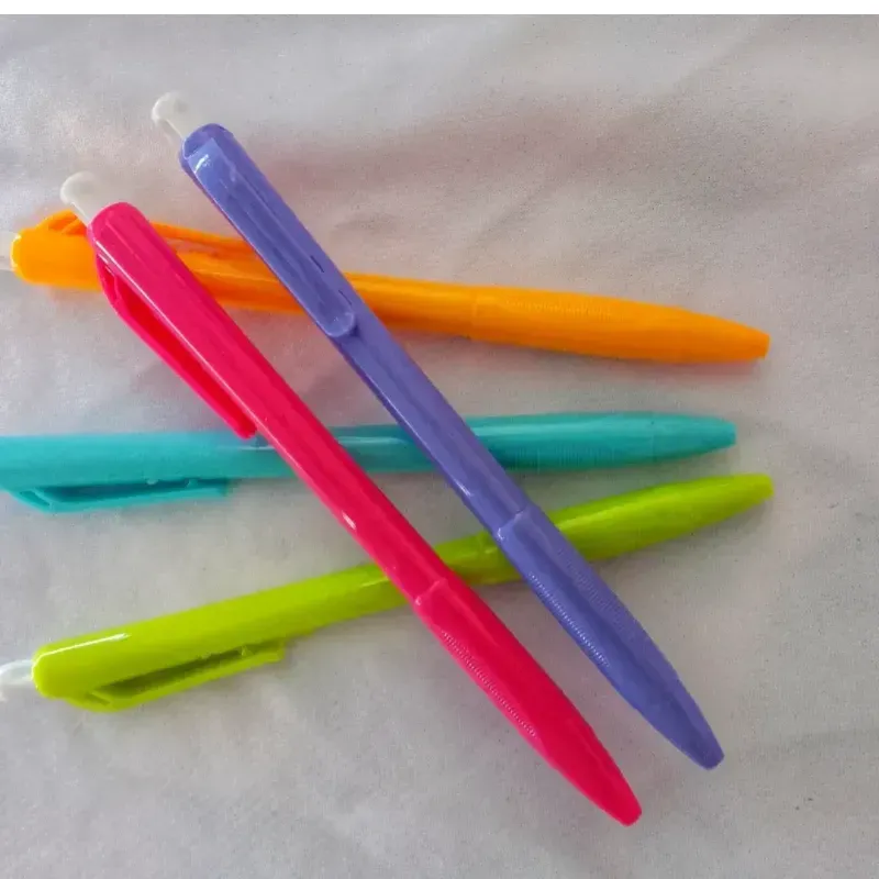 Bolígrafos de tinta negra