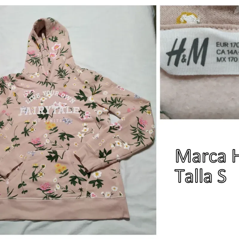 Sudadera rosada de flores