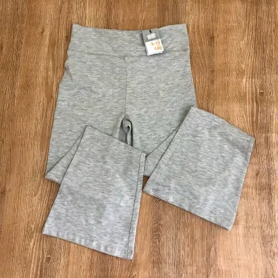 Leggins de patas anchas color gris