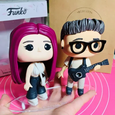 Pareja Funko + Detalles 