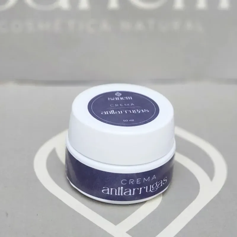 Crema antiarrugas de retinol y niacinamida