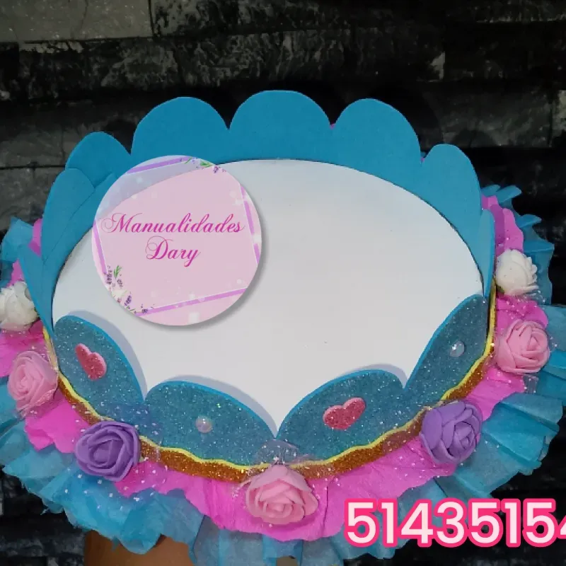 Base para cupcakes 1 rosas papel crepé