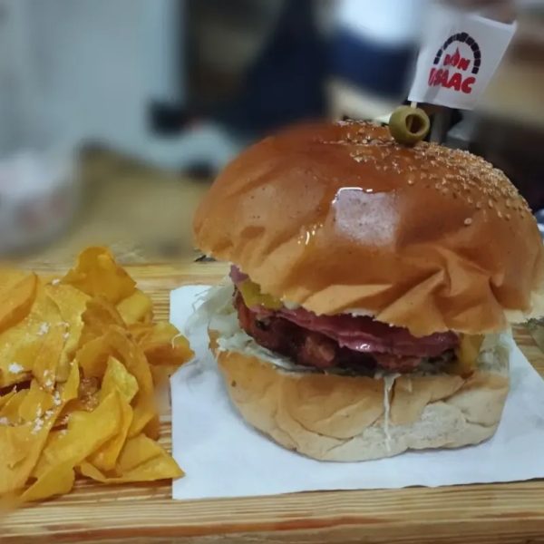 Hamburguesa de Chorizo y Queso