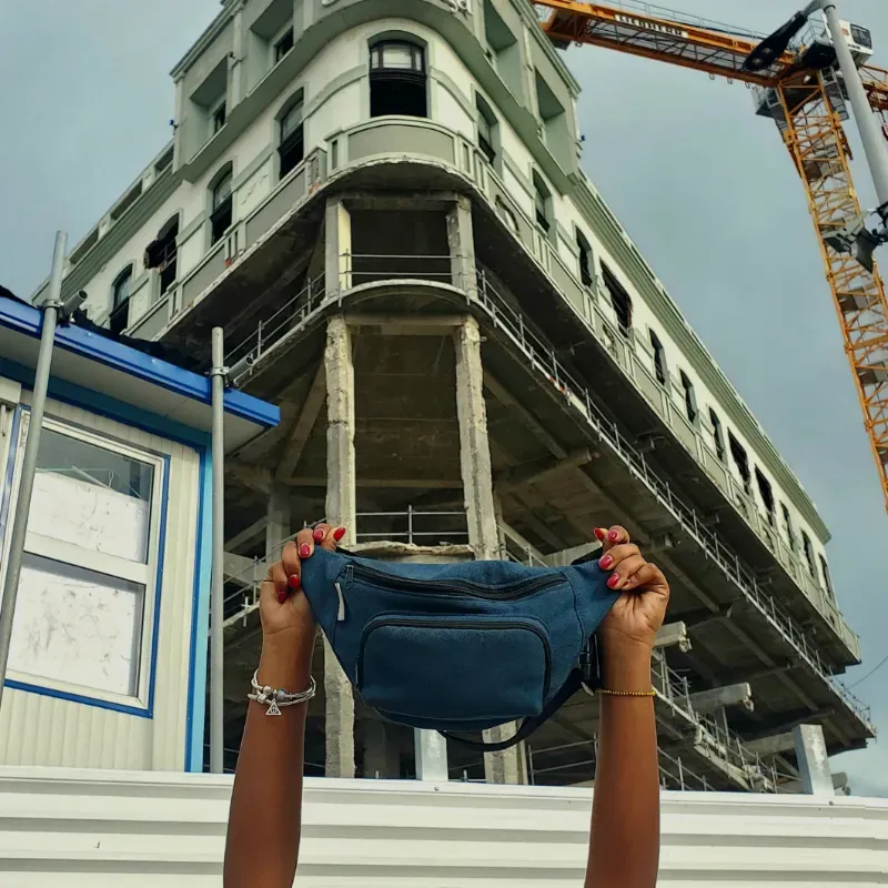 riñonera p e t r i a