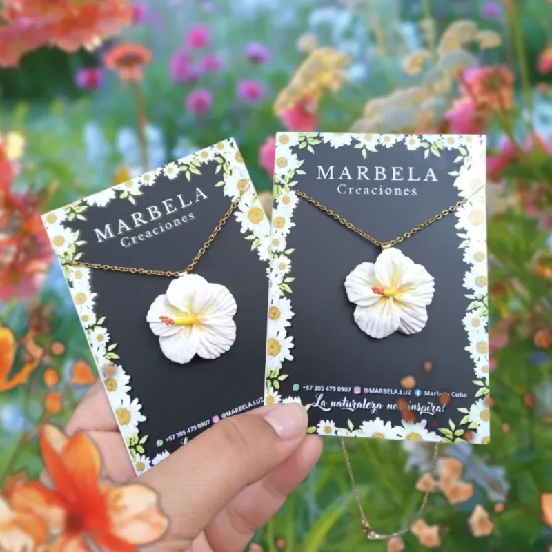 ✨Cadena de Marpacífico Blanco centro Amarillo✨