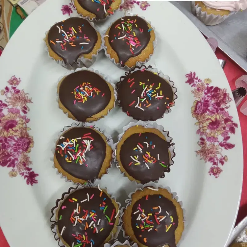 Cupcakes con cubierta de chocolate 10U