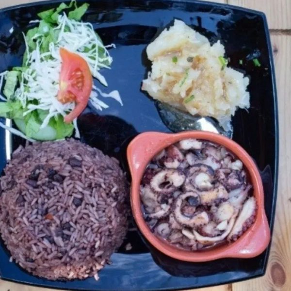 Pulpo grillé al carbón