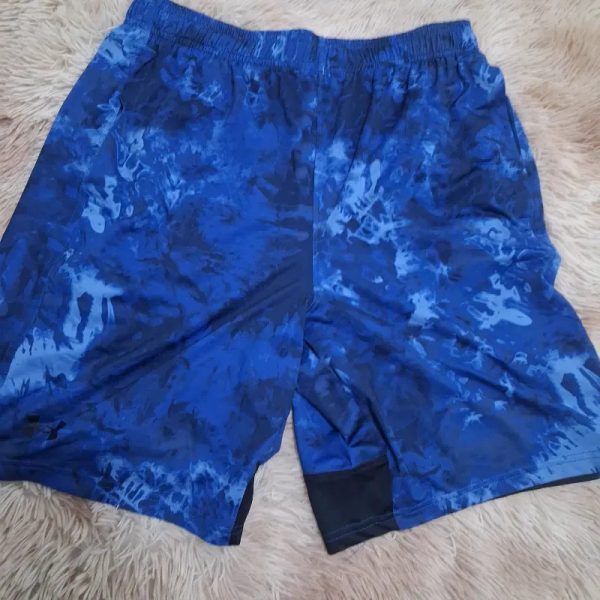 UNDER ARMOUR