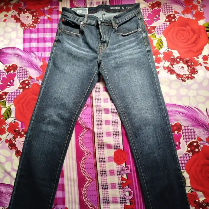 Pantalón de mezclilla