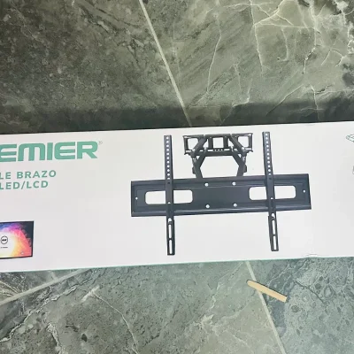 Soporte de  Brazo Articulado para TV