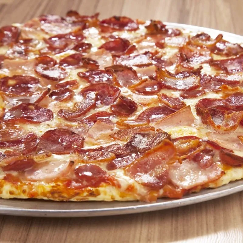 PIZZA DE LOMO AHUMADO  " SABOR SERRANO "(ver descripción)