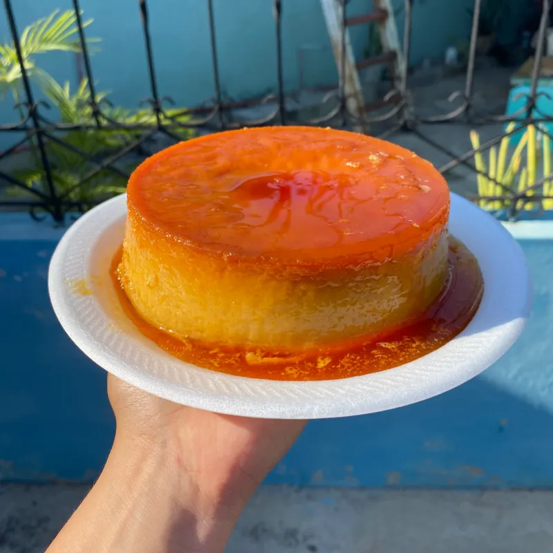 Flan de leche grande