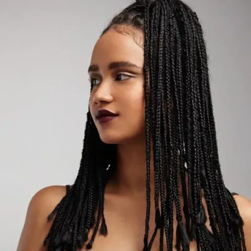 Taller CABELLO AFRO: TRENZADO Y DEFINICIÓN DE RIZOS