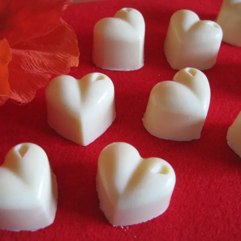 Bombones de chocolate blanco con mani