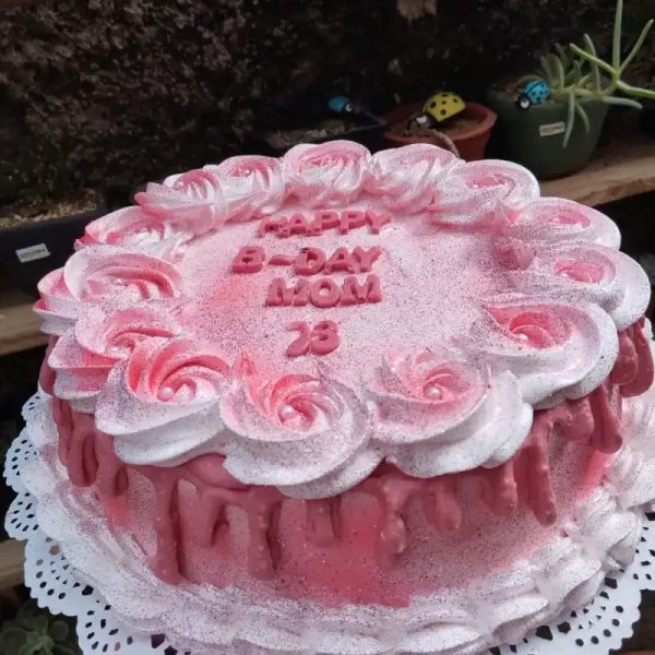 Cake con letras de bombones