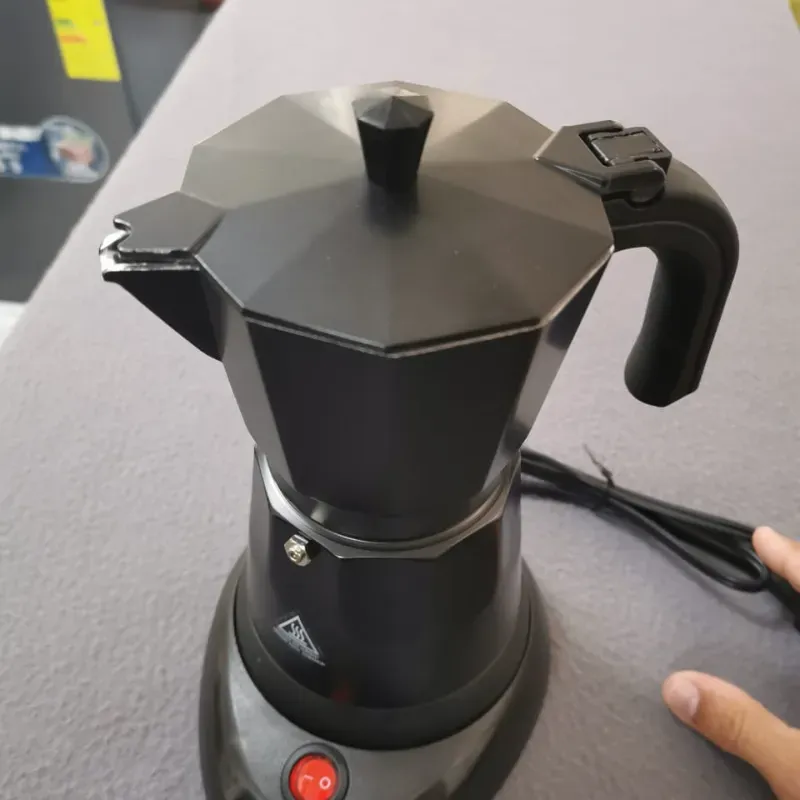 CAFETERA ELÉCTRICA RUDENKOV  6 y 3 TAZAS 35 USD