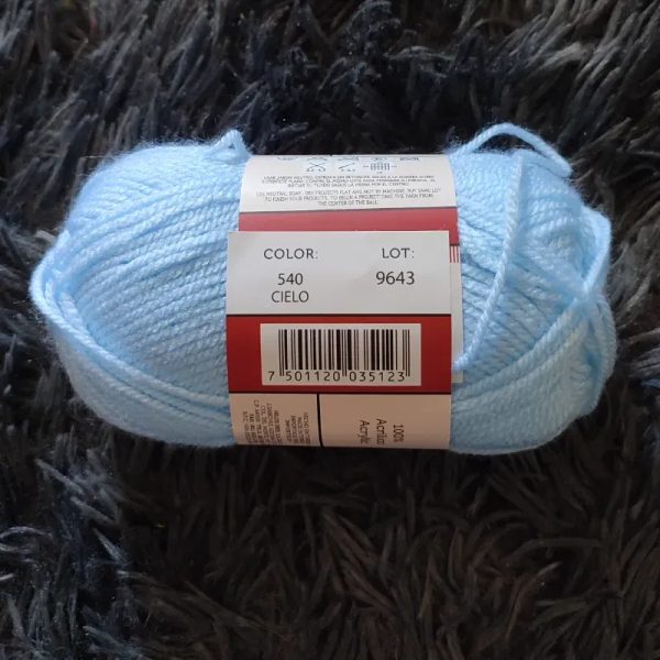 Estambre azul cielo