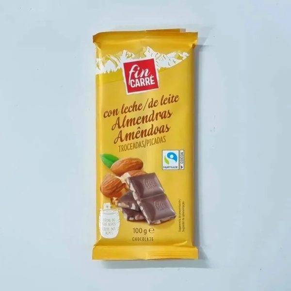 Chocolate con almendras troceadas