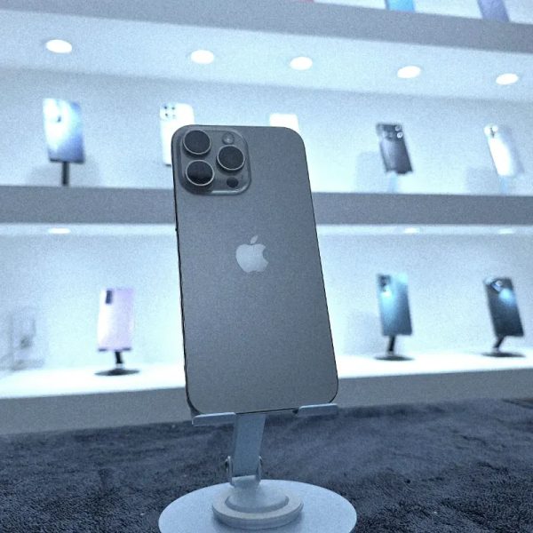 IPhone 16 Pro Max de 256 GB (Libre de Fábrica, 100% Batería) Color Gis y Dorado