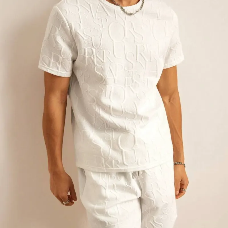 SWAVVY Conjunto de verano para hombres con camiseta sólida y pantalones cortos con cordón en la cintura