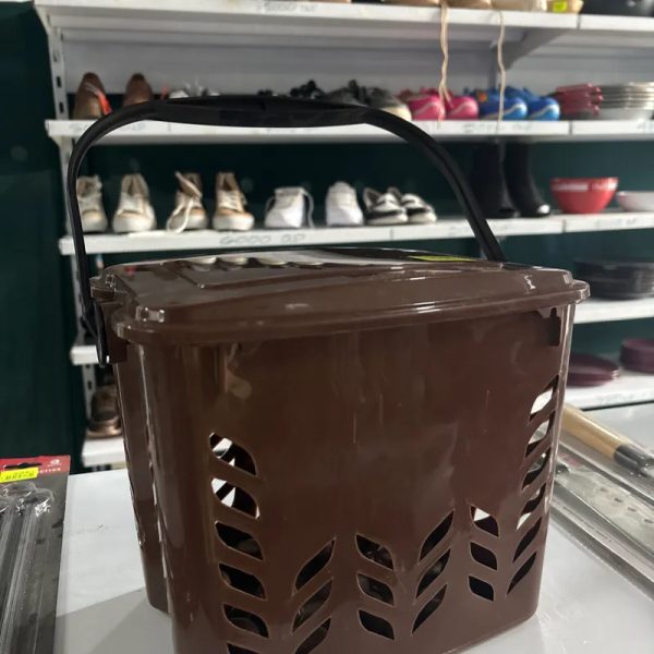 Cesta con tapa